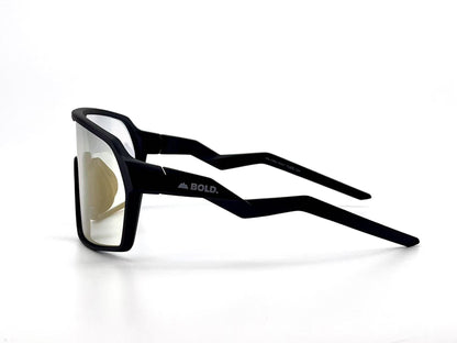 Run Rabbit Run 100 x BOLD Glow Photochromic Sunglasses Black/Gold – lifestyle