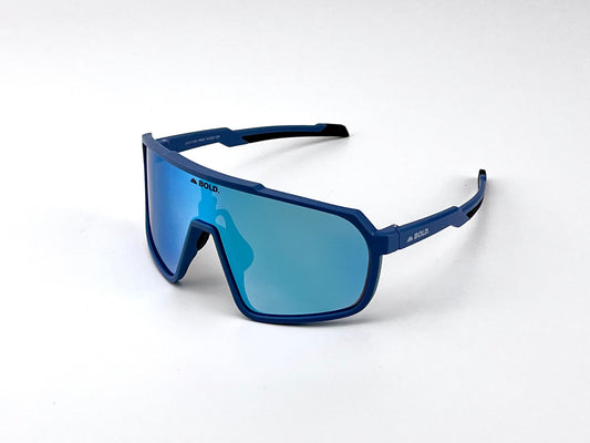 BOLD Slayers Photochromic Sunglasses – MTB, Ski & Lifestyle Eyewear - lifestyle shot